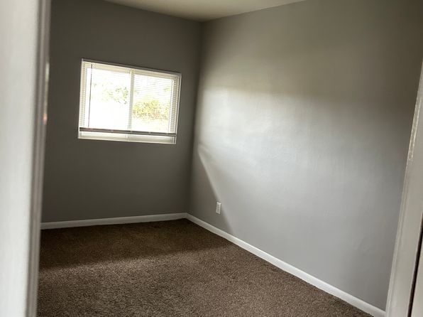 8200 Woodland Shore Dr APT 5