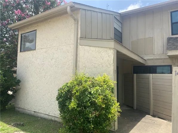 4401 Carter Creek Pkwy APT 13, Bryan, TX 77802