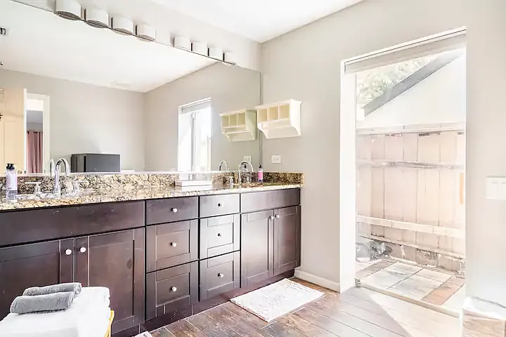 4712 Spring Meadow Ln — Photo 35