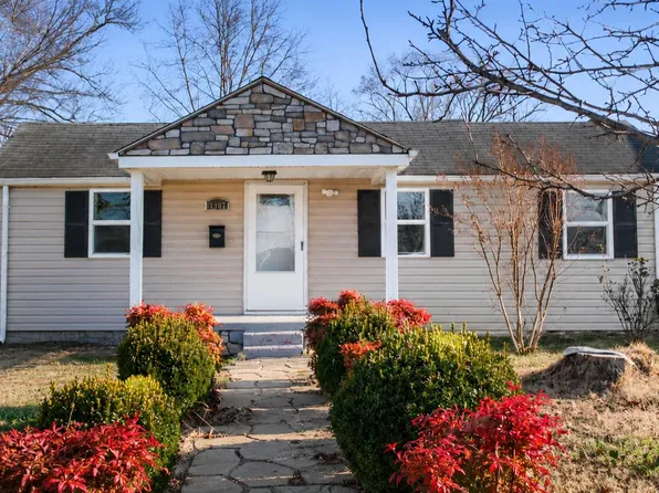 1307 Monroe Ave, Front Royal, VA 22630