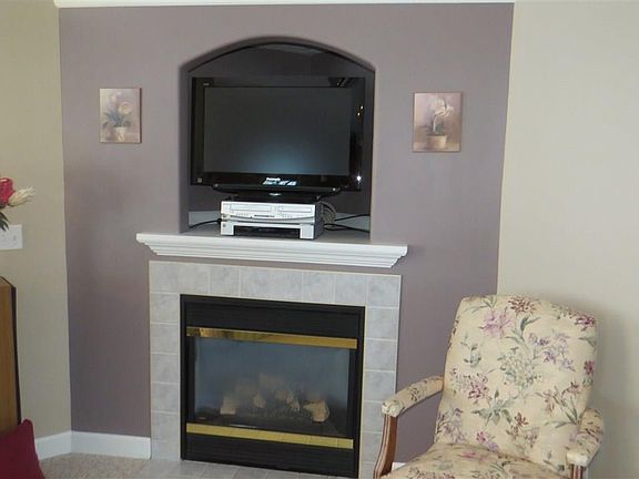 5th image of 1406 Pollard Ln
