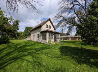 513 River St, Chester, IA 52134