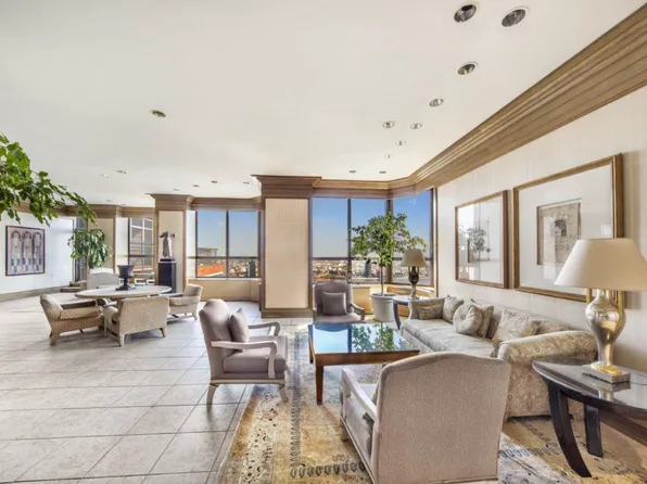 415 East 37th Street 31D image 21 of 22