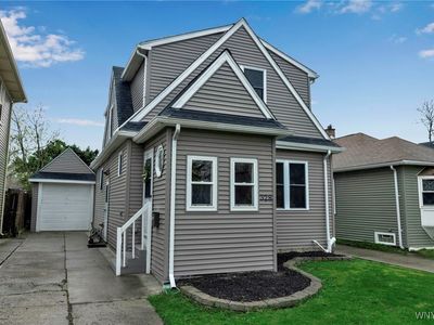 328 Tremont Ave, Kenmore, NY, 14217