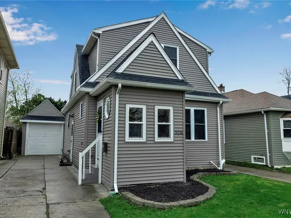 328 Tremont Ave, Kenmore, NY 14217