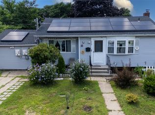 218 Grand Blvd, Brentwood, NY 11717