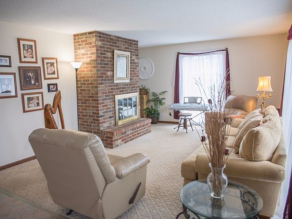3rd image of 2901 Muskett Dr