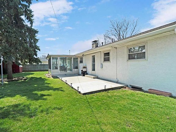 3rd image of 3710 Heywood Dr