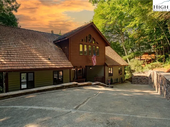 324 Buckeye Lane, Seven Devils, NC 28604