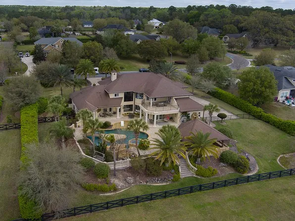 10851 SW 14th Ln, Gainesville, FL 32607