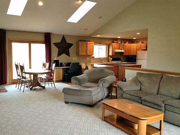 2nd image of 6220 Esker Park Ct