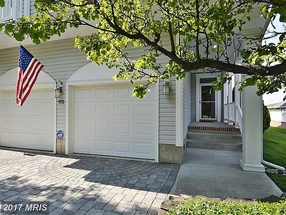 3rd image of 972 Chester River Dr