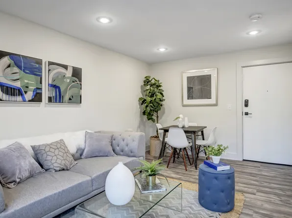 3160 Linwood