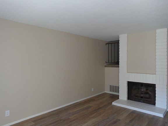 5th image of 463 Las Palomas Ave