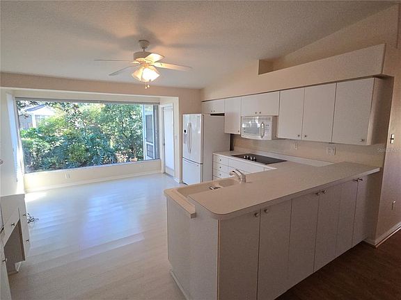 2nd image of 11519 Holly Ann Dr