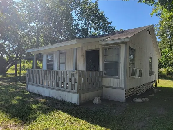 307 E 2nd St, Victoria, TX 77901