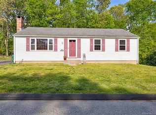22 Checkerberry Ln #22, Glastonbury, CT 06033
