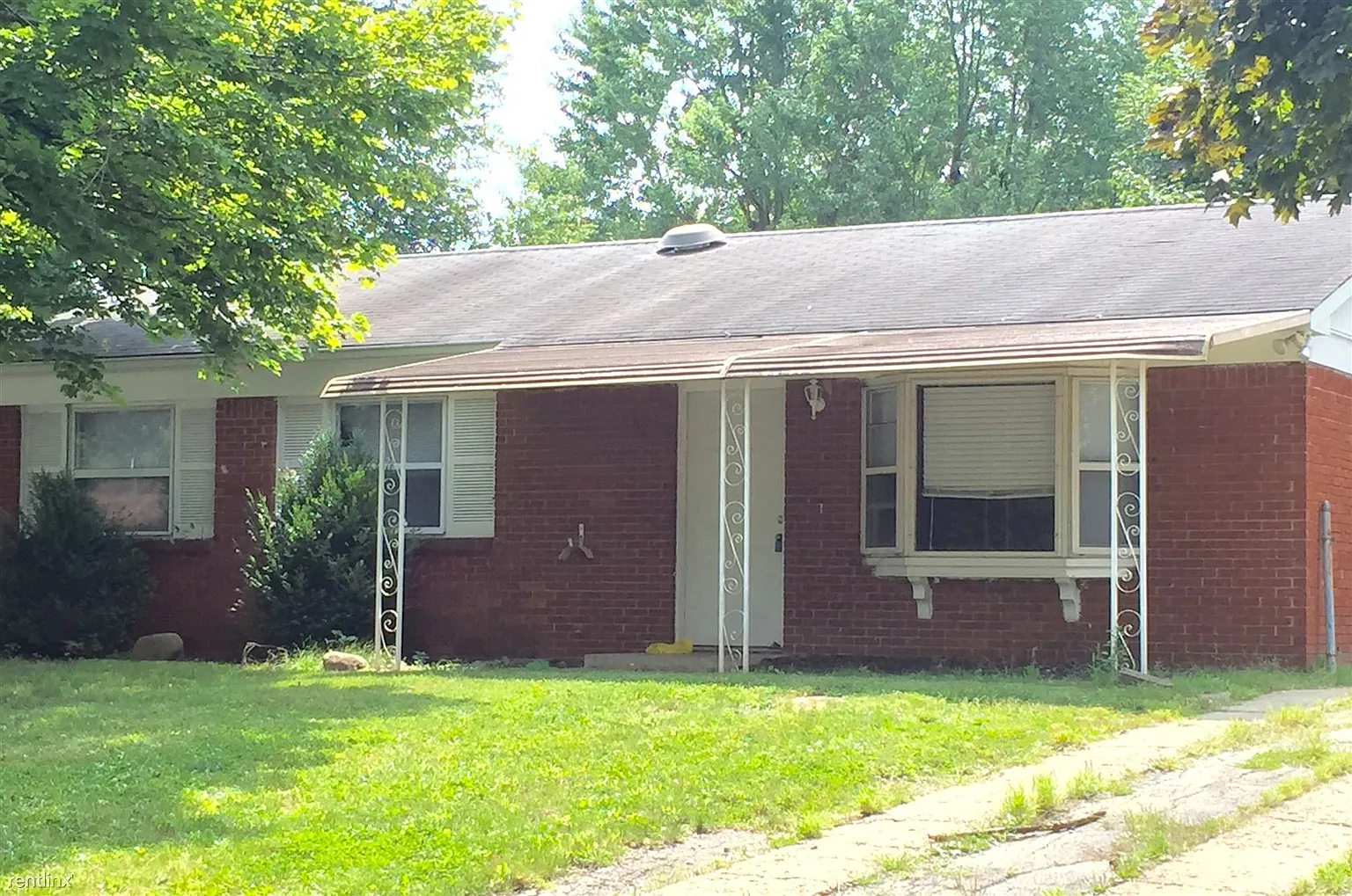 3529 W Murray St photo 1