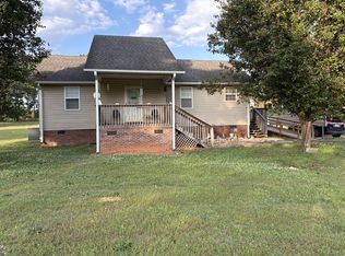115 Gray Cir, Iva, SC 29655