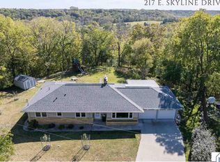 217 E Skyline Ct, Skyline, MN 56001