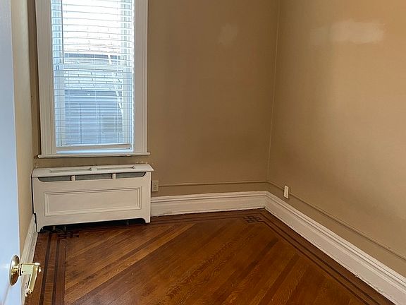 5th image of 1664 Hendrickson St #1
