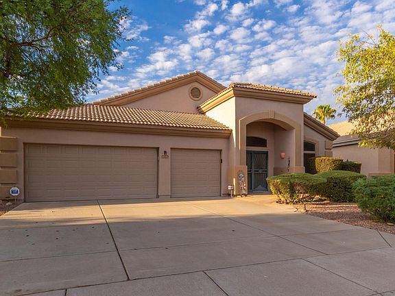 2nd image of 8034 W Tonopah Dr