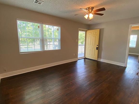 3rd image of 808 NW 17th St