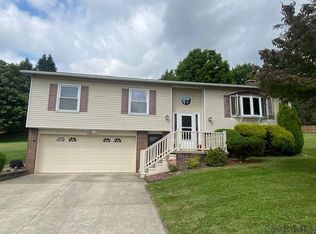 157 Jacqueline Dr, Johnstown, PA 15904