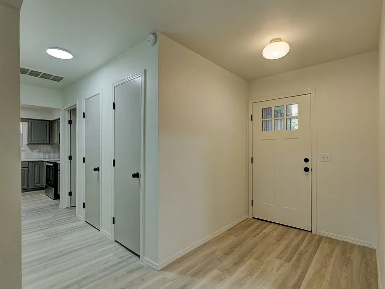 712 Pintail Pl — Photo 3
