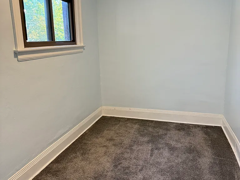 11203 Clifton Blvd — Photo 23