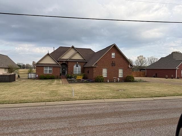 112 Fairway Dr