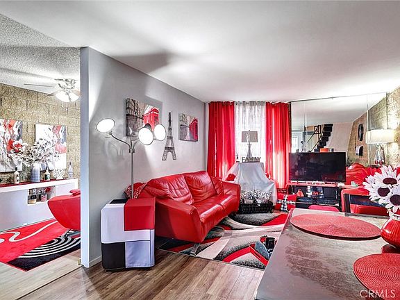 3rd image of 240 W Queen St APT 9
