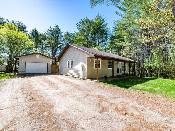 58 Legere Dr, Laurentian Hills, ON K0J 1P0