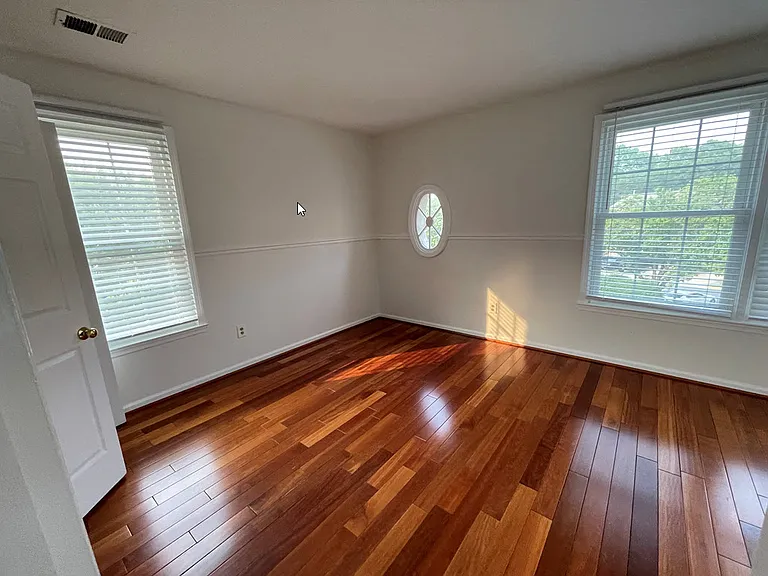 7727 Rockledge Ct — Photo 31