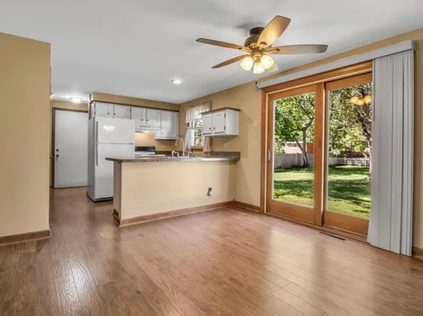 4660 Duerr Rd, Orchard Park, NY 14127