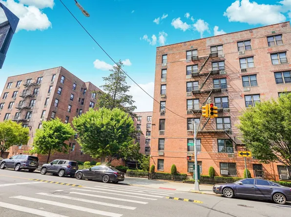 1213 Avenue Z image 32 of 33