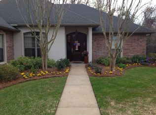 622 W Way Dr, Alexandria, LA 71303