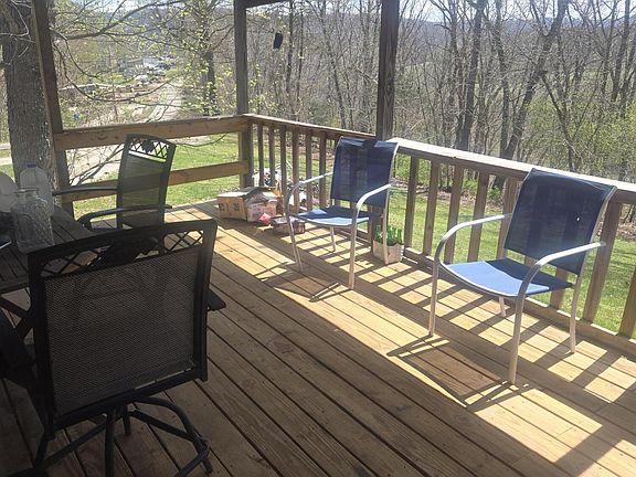 4th image of 271 Estes Rd