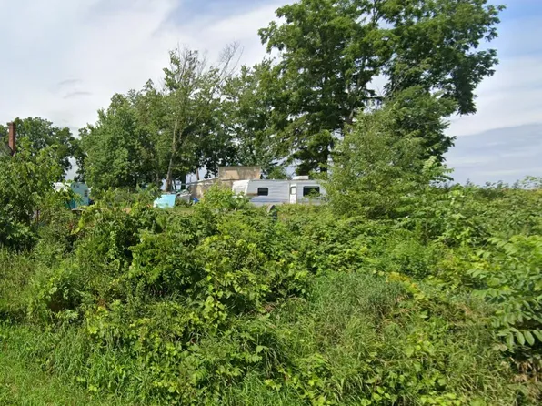 523 Feller Dr, Belleville, WI 53508