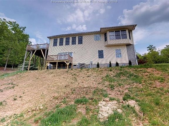 4th image of 212 Gilchrist Ave
