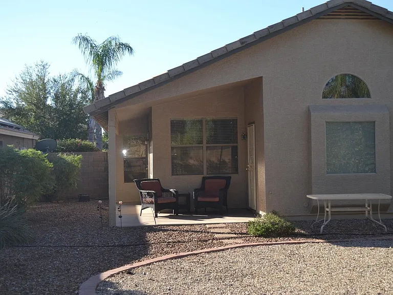 8240 E Obispo Ave — Photo 11