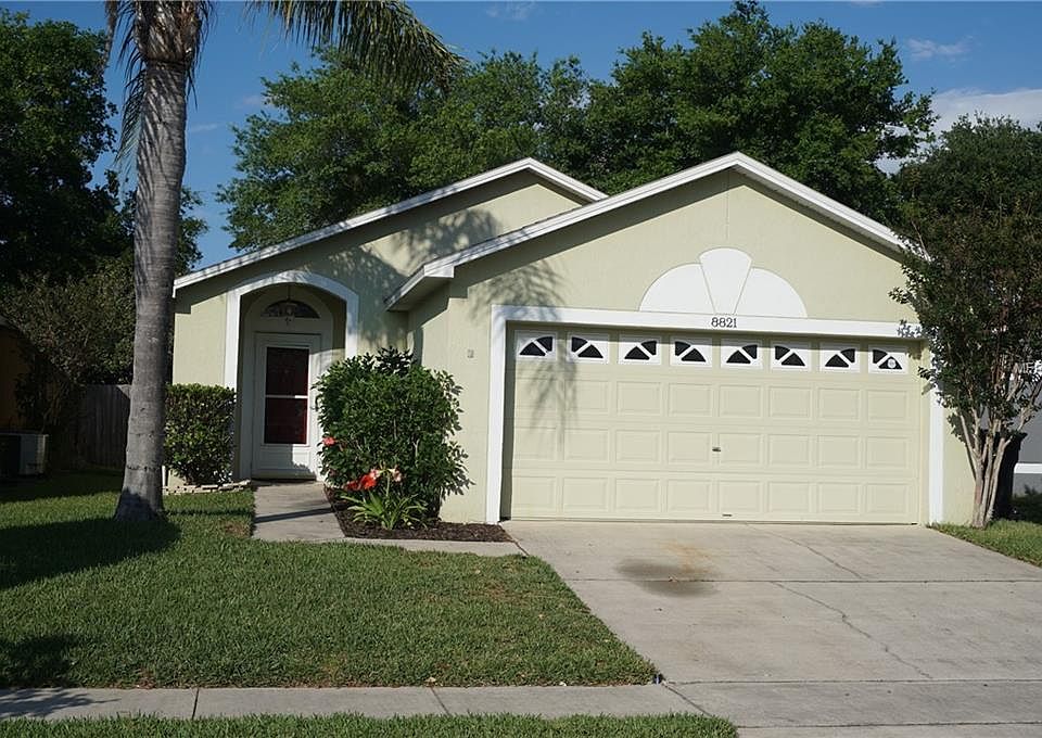 1st image of 8821 Valencia Oaks Ct