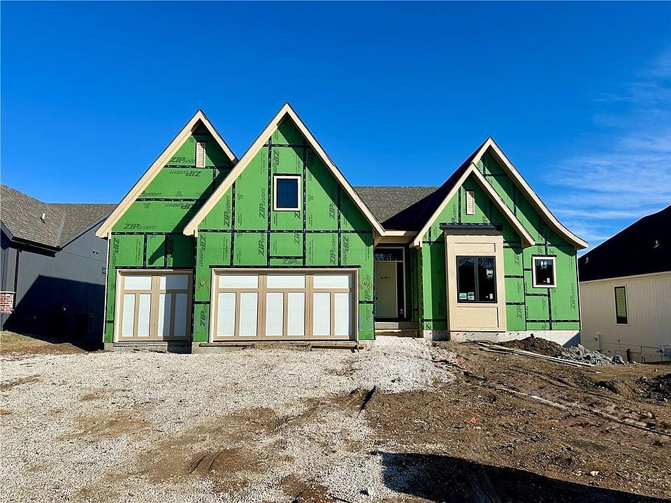 17017 Parkhill St, Overland Park, KS 66221 | Zillow