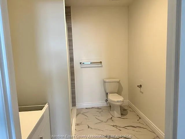 1900 6th Concession Rd #205 — Photo 8