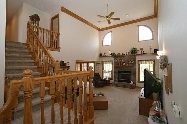 2nd image of 3363 Becky Ct