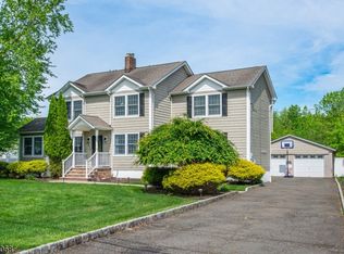 243 Big Piece Rd, Fairfield, NJ 07004