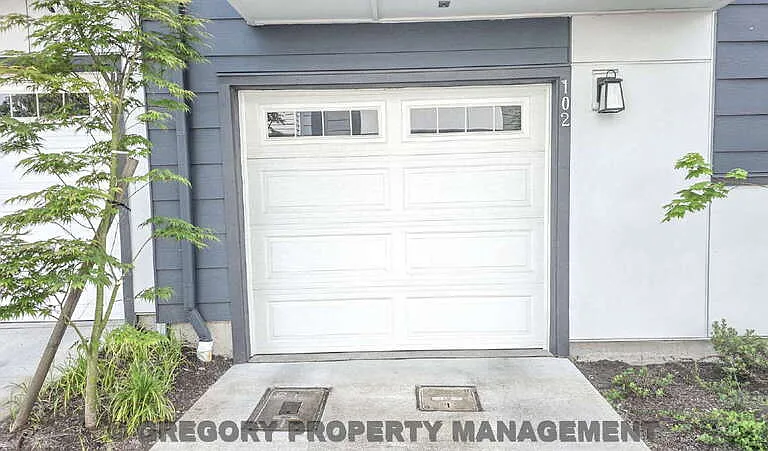 8321 NE 176th Ct #102 — Photo 2