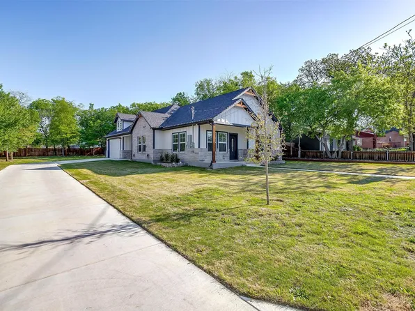 207 E 1st St, Weatherford, TX 76086