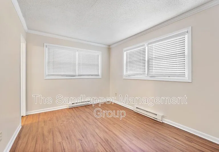 4133 Saint Johns Ave #1 — Photo 5