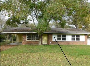 1049 Largo Ln, Montgomery, AL 36116